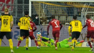 روبرت ليفاندوفسكي يقود بايرن ميونيخ للفوز على بوروسيا دورتموند