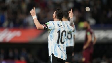 مدرب الارجنتين يتمنى الحصول على خدمات ميسى