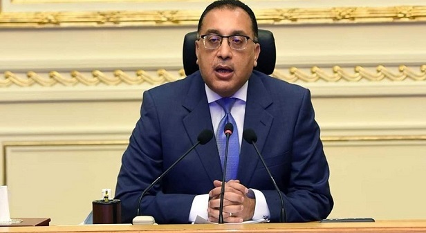 الحكومة تلغي جميع قيود كورونا على دخول المصريين والأجانب
