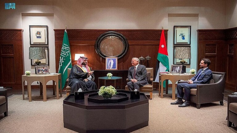 ملك الأردن يقلد ولي العهد السعودي "أرفع وسام مدني في المملكة"