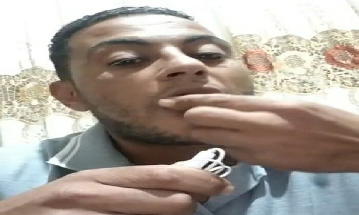 أنهي حياته فى بث مباشر إغماءات وانهيارات فى جنازة عمرو شتا بمركز كفر الدوار