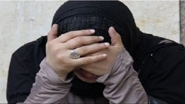 مستريحة الهرم تنصب على ضحاياها بزعم توظيفها في مستحضرات التجميل والأدوية