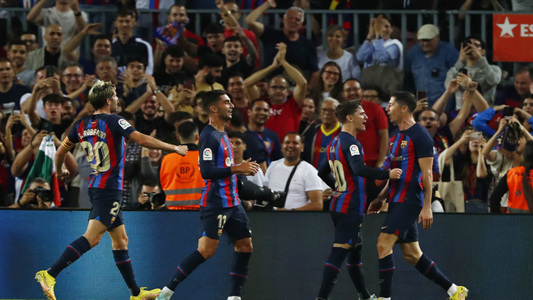 برشلونة يداوي جراحه بثلاثية في شباك فياريال فى الدورى الاسبانى