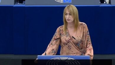 برلمانية أوروبية: لماذا ترسلون السلاح لأوكرانيا وليس لفلسطين أو اليمن؟