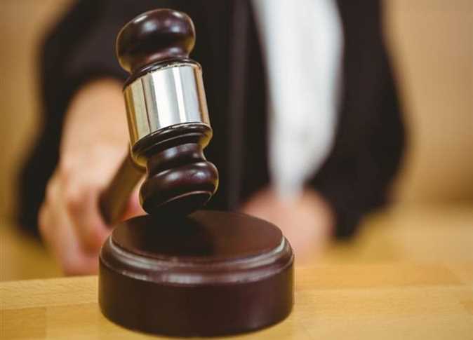 استدرج شقيقه وقتله بمعاونة آخر بسبب 1800 جنيه في حدائق أكتوبر