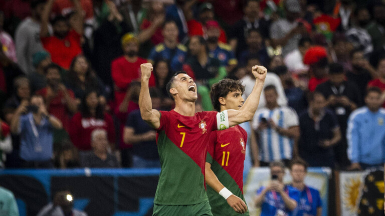 المهاجم البرتغالي كريستيانو رونالدو يرحب بالعرض السعودي