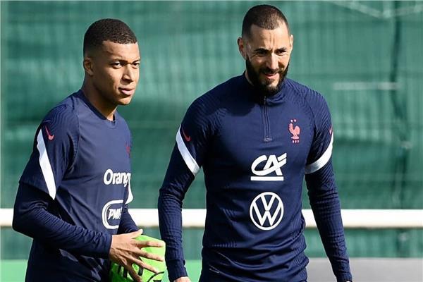 أزمة إصابات تضرب فرنسا.. وإمكانية تواجد بنزيما في نهائي مونديال 2022