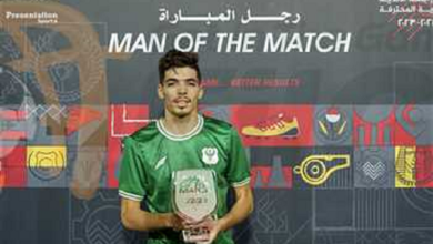 عبد الرحيم دغموم لاعب المصرى يحصد جائزه رجل مباراه المقاولون والمصرى