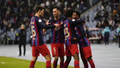 برشلونة يتخطى ريال بيتيس ويضرب موعدا مع ريال مدريد في نهائي السوبر الإسباني