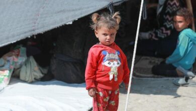 أزمة إنسانية واقتصادية ذات أبعاد ملحمية في سوريا والحل السياسي ليس وشيكا