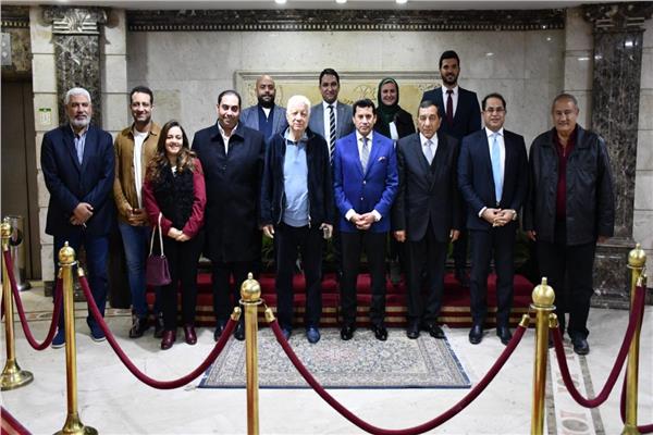 من يتولى رئاسة الزمالك بعد حبس مرتضى منصور؟.. اللائحة توضح
