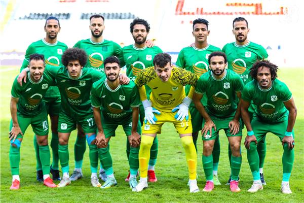 جمهور المصرى غاضب والجهاز الفنى يعاقب اللاعبين بعد الخساره من سيراميكا