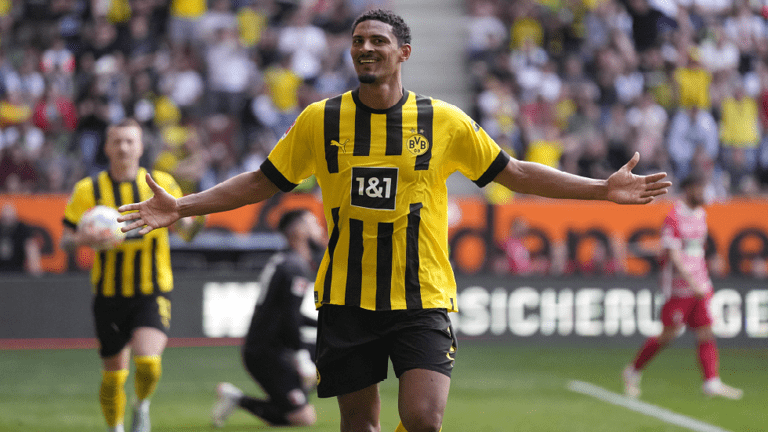 الدوري الألماني.. دورتموند ينتزع الصدارة من بايرن قبل المرحلة الأخيرة