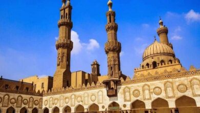 عالم أزهري يعلق على تصرف شاب وثق وفاة والده على مواقع التواصل الاجتماعي