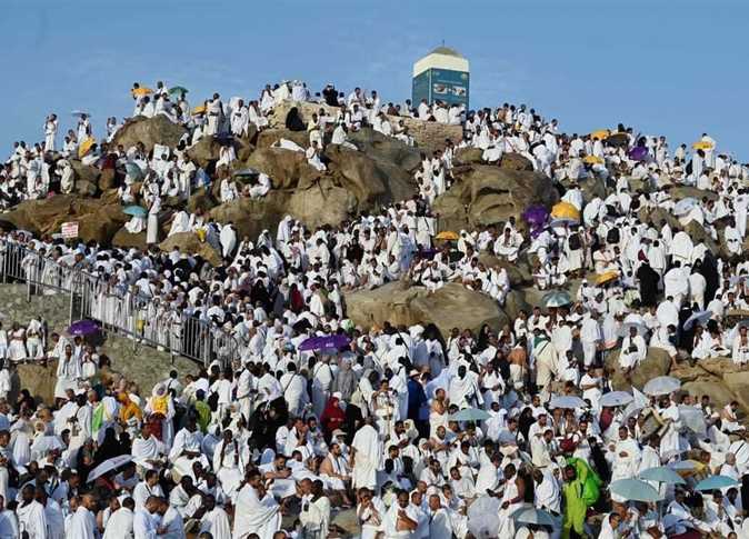 وفاة 5 حجاج مصريين على جبل عرفات في السعودية