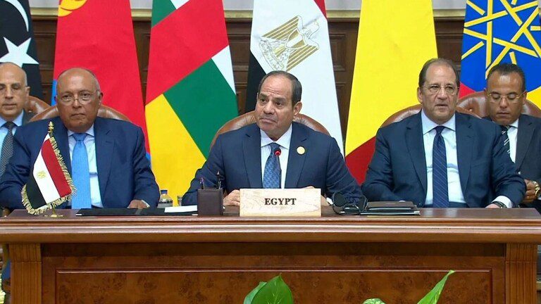 السيسي يطالب بوقف تدخل الدول في شؤون السودان
