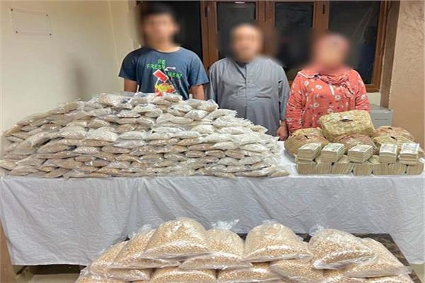 الامن العام يضبط عصابه الاقراص المخدره بحوزتهم مليون قرص كبتاجون بنبروه دقهليه