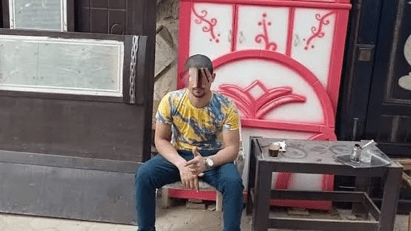 قرار من النيابة بشأن متهم بقتل زوجته وابنته والشروع في ذبح باقي أفراد أسرته