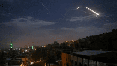 إسرائيل تشن ضربات جوية على محافظة حماة بسوريا