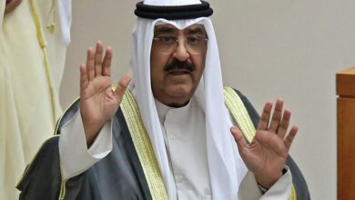 الشيخ مشعل الأحمد يؤدي القسم أمام مجلس الأمة الكويتي أميرا للبلاد