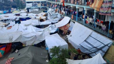 ارتفاع عدد قتلى الأونروا في غزة إلى 142 شخصا والوكالة تشدد على ضرورة حماية العاملين الإنسانيين