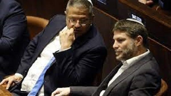 اسرائيل تتهم بايدن بالعمل مع معادي السامية