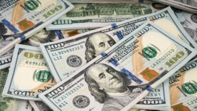 ضربة مدوية لسعر الدولار بالسوق الموازية.. وصل إلى أدنى مستوى