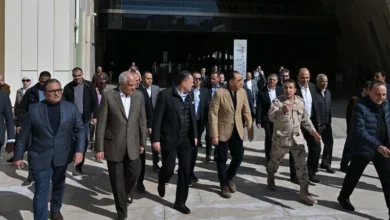 رئيس الوزراء يتفقد الأعمال النهائية بمشروع المتحف الكبير وتطوير محيطه
