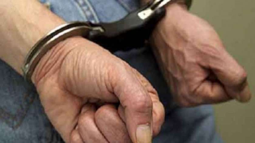 القبض على 3 مسؤولين بوحدات محلية في القليوبية
